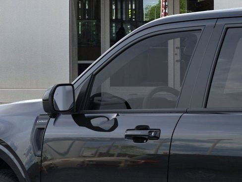 New 2025 Ford Maverick Lariat w/ Black Appearance Package image 21