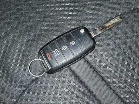 Used 2017 Kia Optima LX image 30