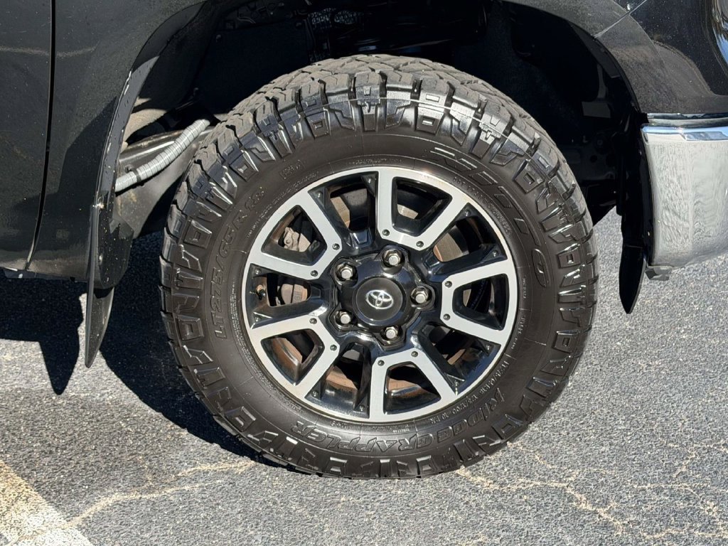 Used 2017 Toyota Tundra Limited AWD/4WD image 24