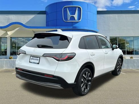 Used 2026 Honda HR-V EX-L image 4