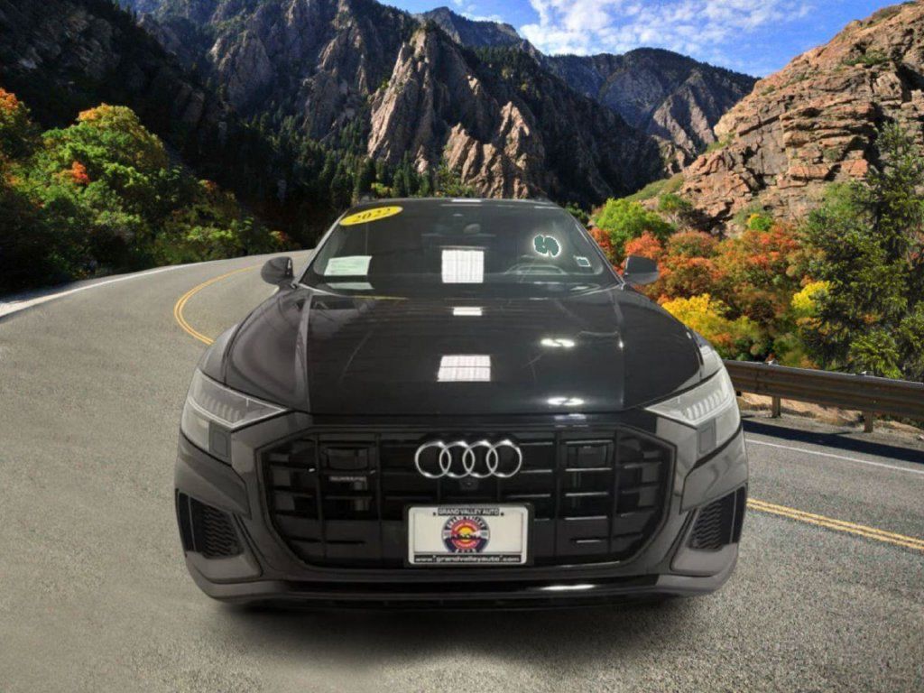 Used 2022 Audi Q8 Prestige AWD/4WD image 4