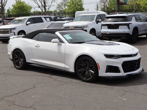 Used 2022 Chevrolet Camaro ZL1 image 14