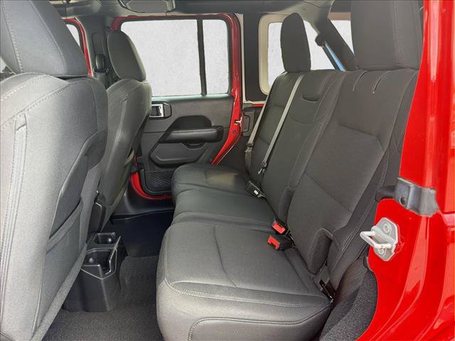 Used 2019 Jeep Wrangler Unlimited Sahara AWD/4WD image 19