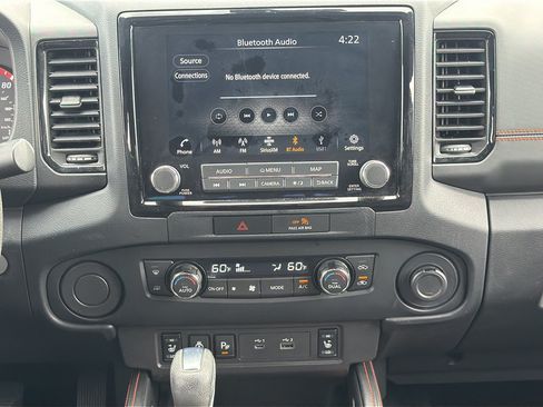 Used 2022 Nissan Frontier Pro-X RWD image 17