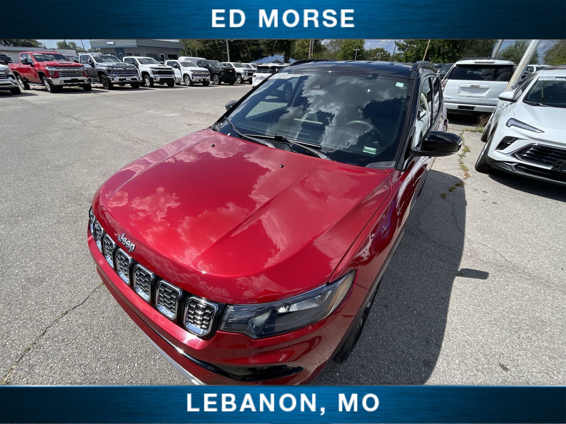 Used 2025 Jeep Compass Limited AWD/4WD image 10