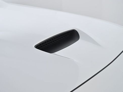 Used 2019 Dodge Challenger R/T w/ Driver Convenience Group image 12