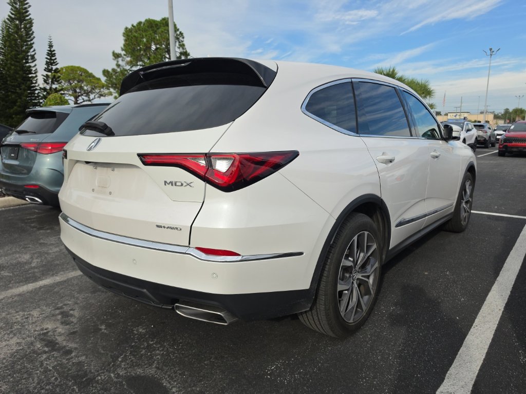 Used 2024 Acura MDX w/ Technology Package AWD/4WD image 15