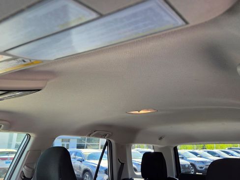 Used 2024 Toyota 4Runner TRD Off-Road image 36