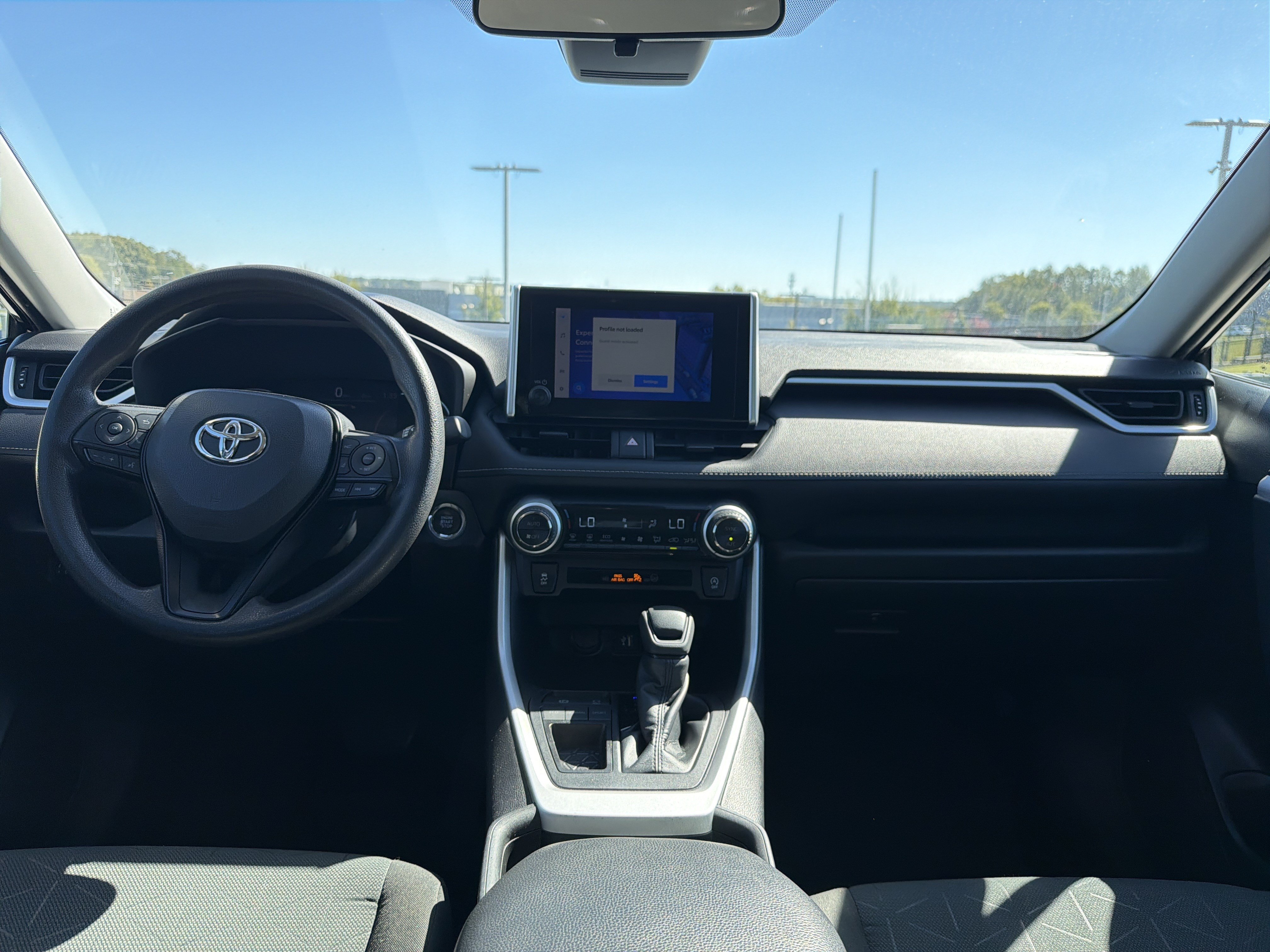 Used 2023 Toyota RAV4 XLE FWD image 19