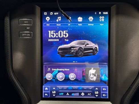 Certified 2019 Ford Mustang Coupe image 25