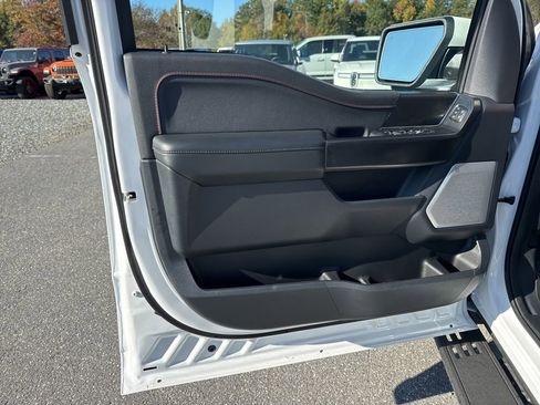 Used 2025 Ford F150 Raptor image 29