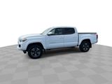 Used 2018 Toyota Tacoma TRD Sport image 4