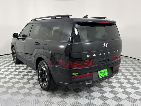 Used 2025 Hyundai Santa Fe SEL FWD image 3