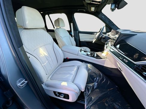 New 2026 BMW X5 sDrive40i w/ Executive Package image 23