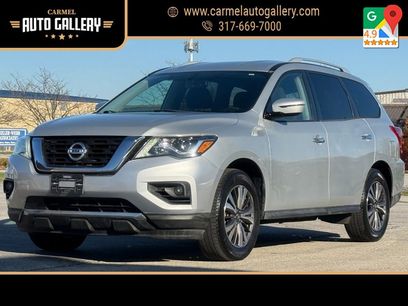 Used 2017 Nissan Pathfinder SV