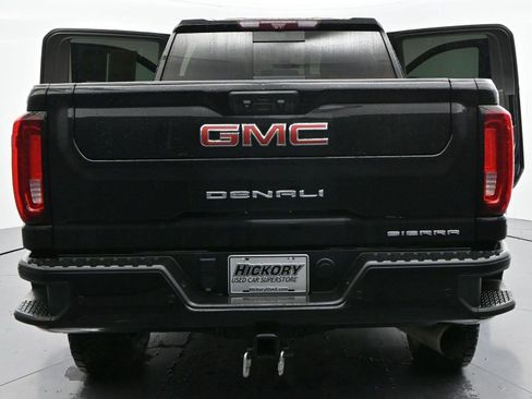 Used 2021 GMC Sierra 2500 Denali w/ Denali Black Diamond Edition AWD/4WD image 46