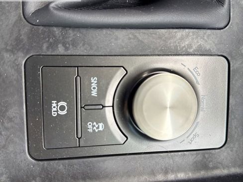 Used 2026 Lexus IS 350 F Sport w/ Technology Package RWD image 13