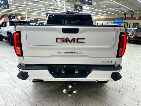 Used 2019 GMC Sierra 1500 AT4 w/ AT4 Premium Package image 8