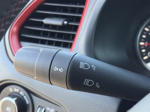 Used 2023 Jeep Renegade Trailhawk image 21