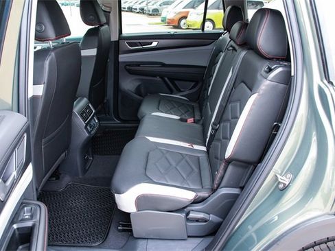 New 2026 Volkswagen Atlas Peak Edition image 27