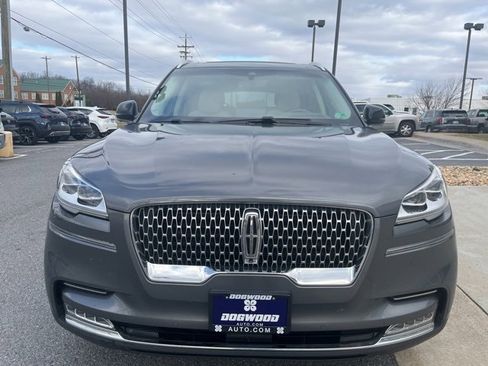 Used 2021 Lincoln Aviator Reserve w/ Equipment Group 202A image 2
