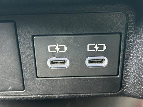 Certified 2024 Toyota Tacoma TRD Off-Road image 22