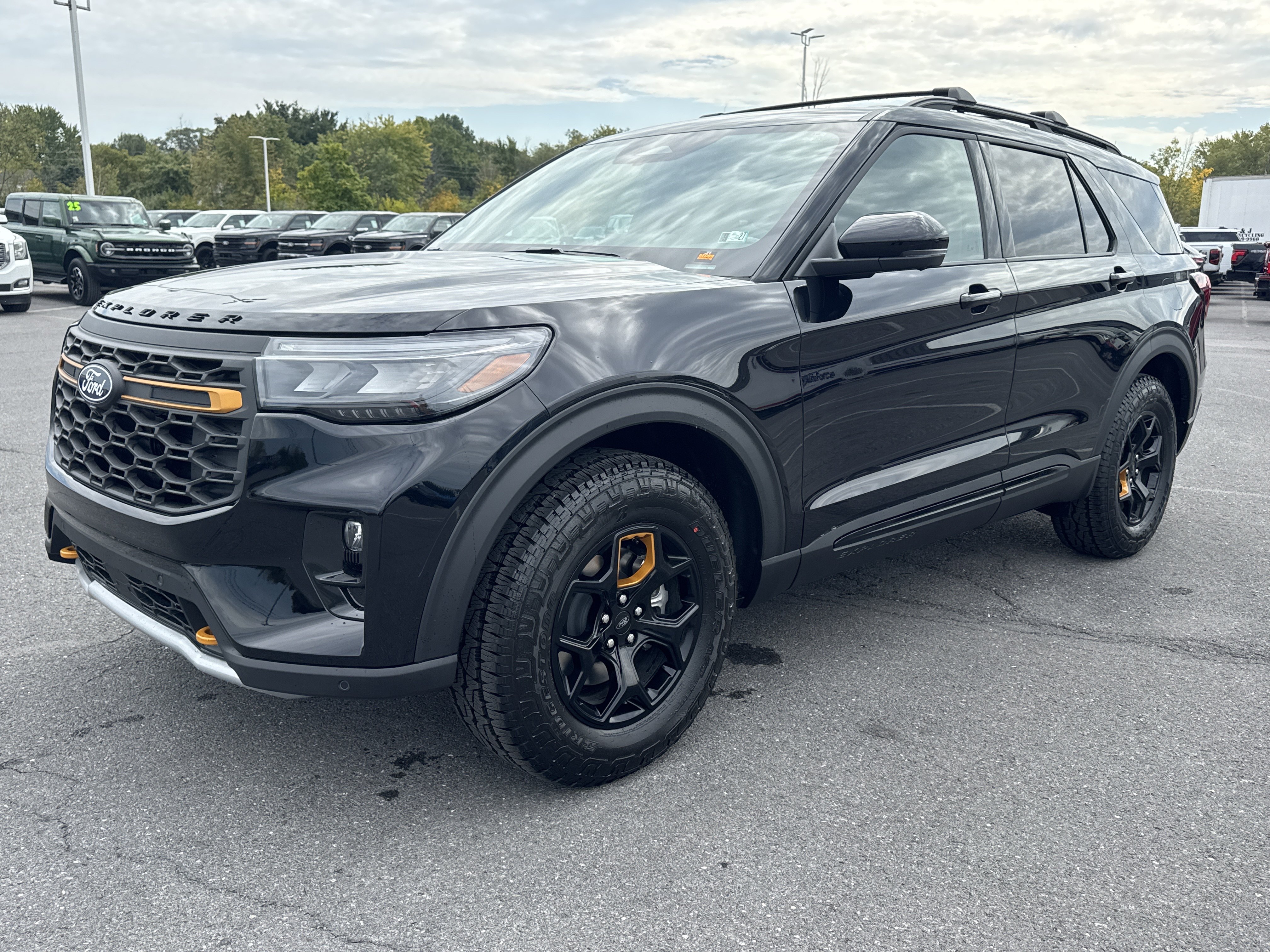 New 2027 Ford Explorer Tremor AWD/4WD image 8
