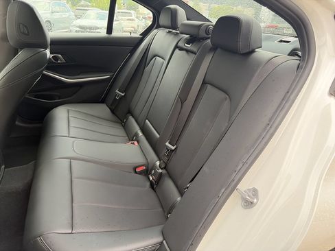 Used 2025 BMW 330i Sedan RWD image 31