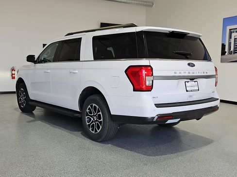Used 2024 Ford Expedition Max XLT AWD/4WD image 2