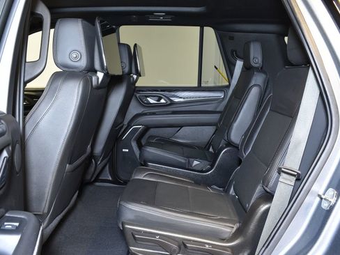 Used 2021 GMC Yukon Denali w/ Denali Premium Package image 29