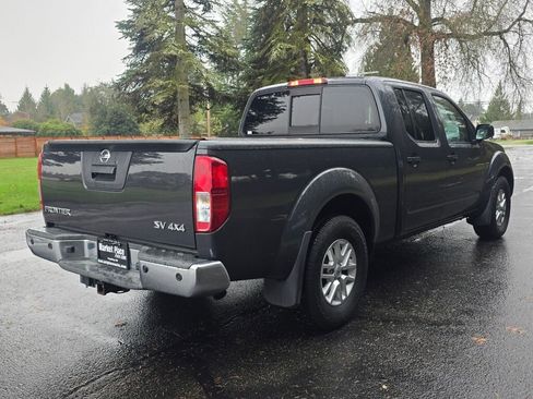 Used 2014 Nissan Frontier SV w/ SV Value Truck Package image 6