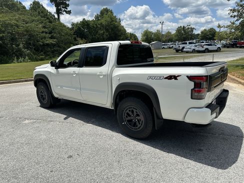 New 2025 Nissan Frontier PRO-4X image 7