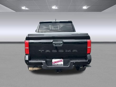 Used 2025 Toyota Tacoma TRD Sport w/ TRD Sport Premium Package RWD image 4