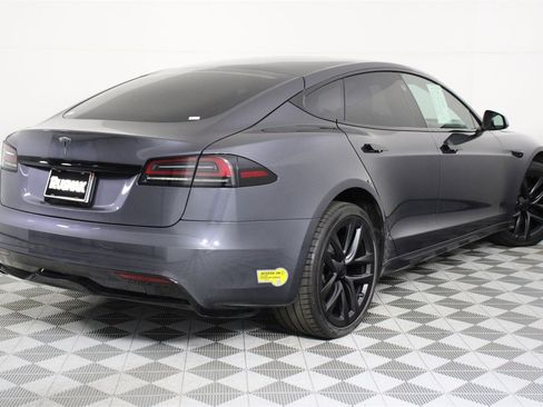 Used 2022 Tesla Model S image 7