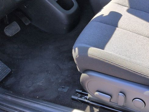 Used 2025 Hyundai Ioniq 5 SE image 17