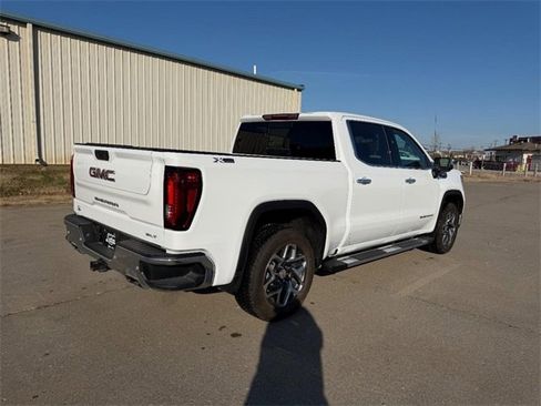 Certified 2024 GMC Sierra 1500 SLT w/ SLT Premium Plus Package image 3