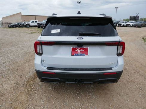 New 2026 Ford Explorer ST-Line image 6