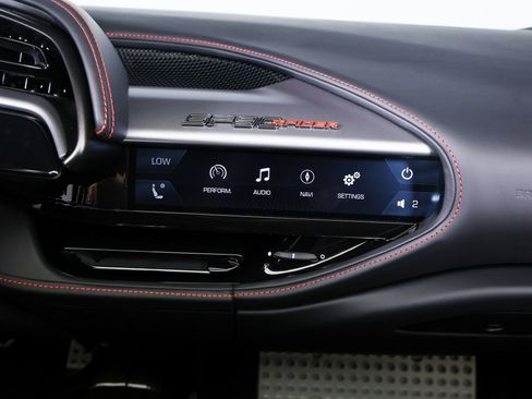 Used 2025 Ferrari SF90 Spider Base image 20