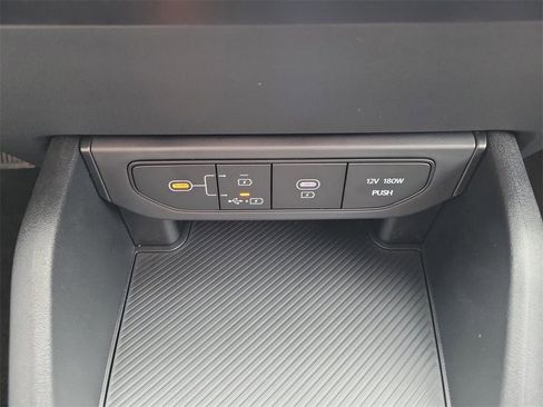 New 2026 Kia K4 LXS image 32