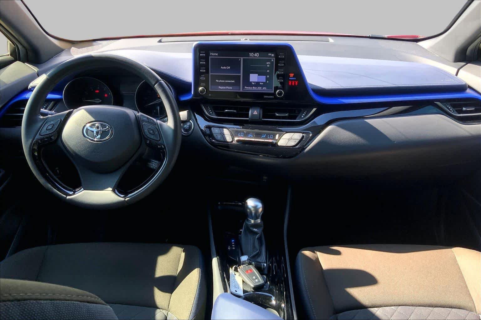 Used 2021 Toyota C-HR XLE FWD image 15