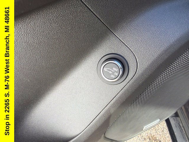 Used 2017 GMC Acadia SLT AWD/4WD image 16