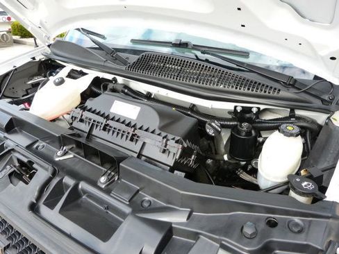 Used 2021 Chevrolet Express 2500 w/ Driver Convenience Package image 10