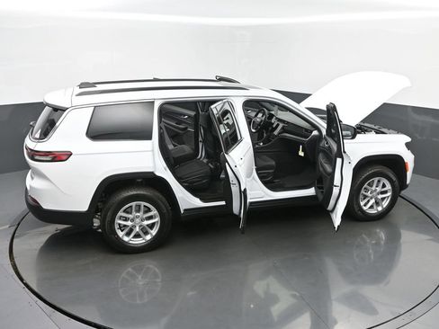 New 2025 Jeep Grand Cherokee L Laredo w/ Luxury Tech Group I image 70