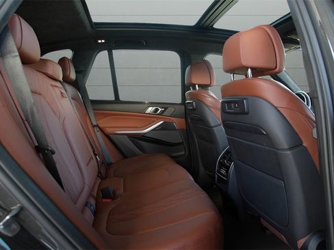 Used 2021 BMW X4 M40i image 40