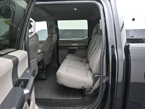Used 2019 Ford F150 XLT w/ Equipment Group 302A Luxury image 13
