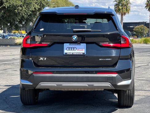 Used 2023 BMW X1 xDrive28i w/ Convenience Package image 5