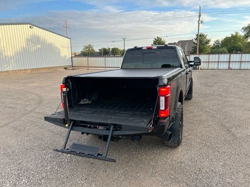 Used 2022 Ford F350 King Ranch w/ King Ranch Ultimate Package AWD/4WD image 6