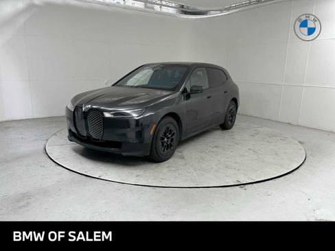 Used 2024 BMW iX xDrive50 w/ Convenience Package AWD/4WD image 1