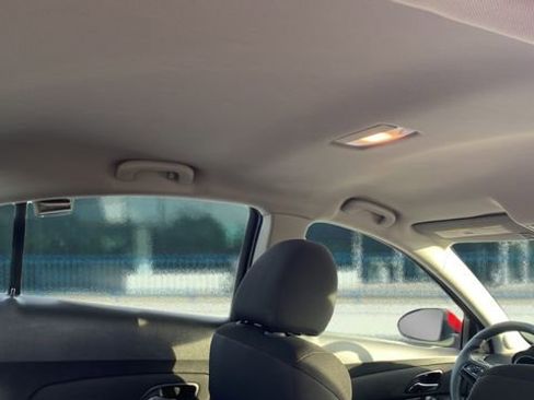 Used 2016 Chevrolet Cruze LT image 16