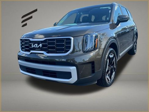 Used 2025 Kia Telluride S FWD image 1
